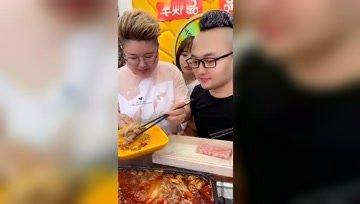 娱乐吃瓜酱礼物,揭秘明星们的神秘心意
